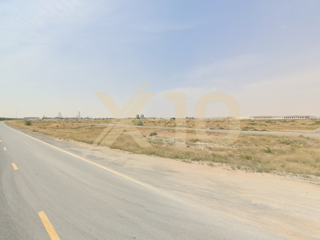 Al Sajaa.  Freehold Multipurpose | Middle Plot | G+3 MainRoad.