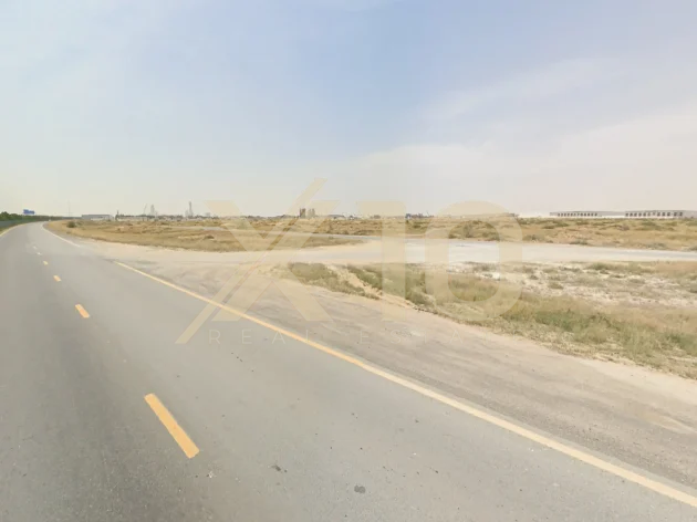 Al Sajaa.  Freehold Multipurpose | Middle Plot | G+3 MainRoad.